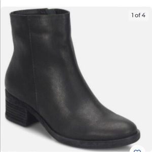 Kork-ease Mayten Leather Bootie - Black - 9 - like new